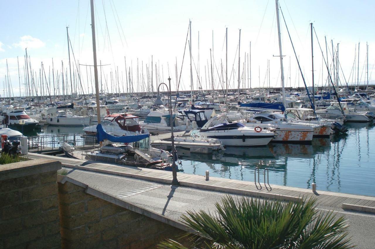 Appartamenti Portiglioni-Belvedere ปุนโตเน ดิ สการ์ลีโน ภายนอก รูปภาพ